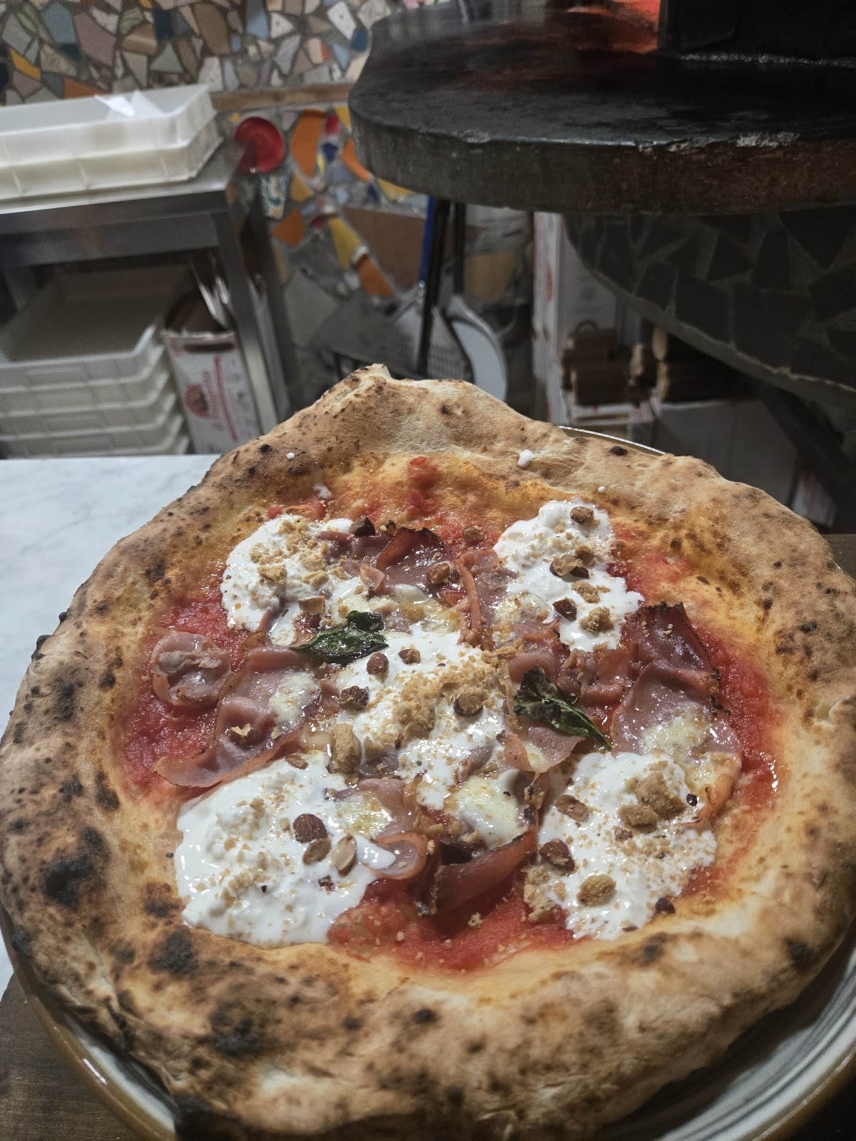 Pizzeria napoletana Piccolo Cesare Pizza NAPOLETANA - 5